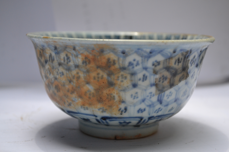 明青花龟背锦纹碗（三级）