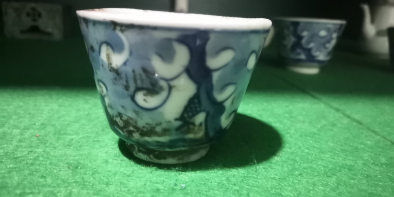 清青花水波纹酒杯２